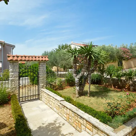 Danica-3 By Interhome Apartment Fazana